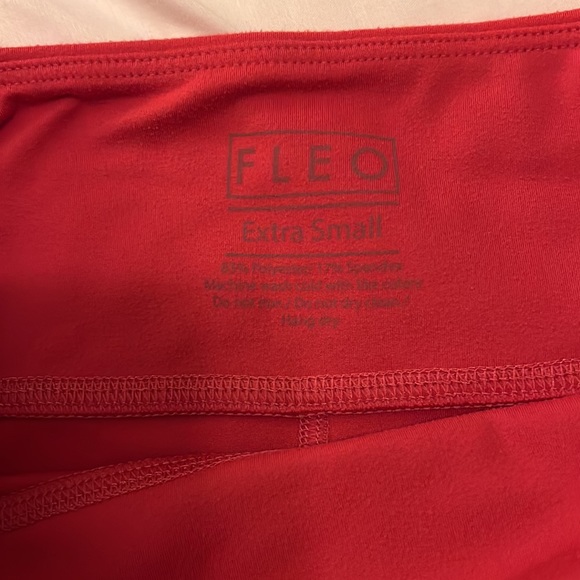 Fleo Raspberry 3.25” Size Extra Small - Picture 2 of 4